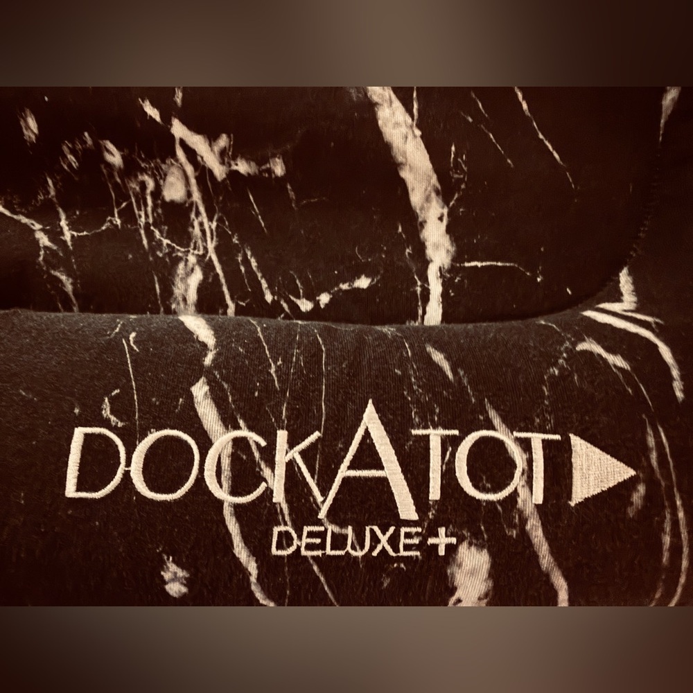 DockATot Deluxe+ Black and White Marble Design